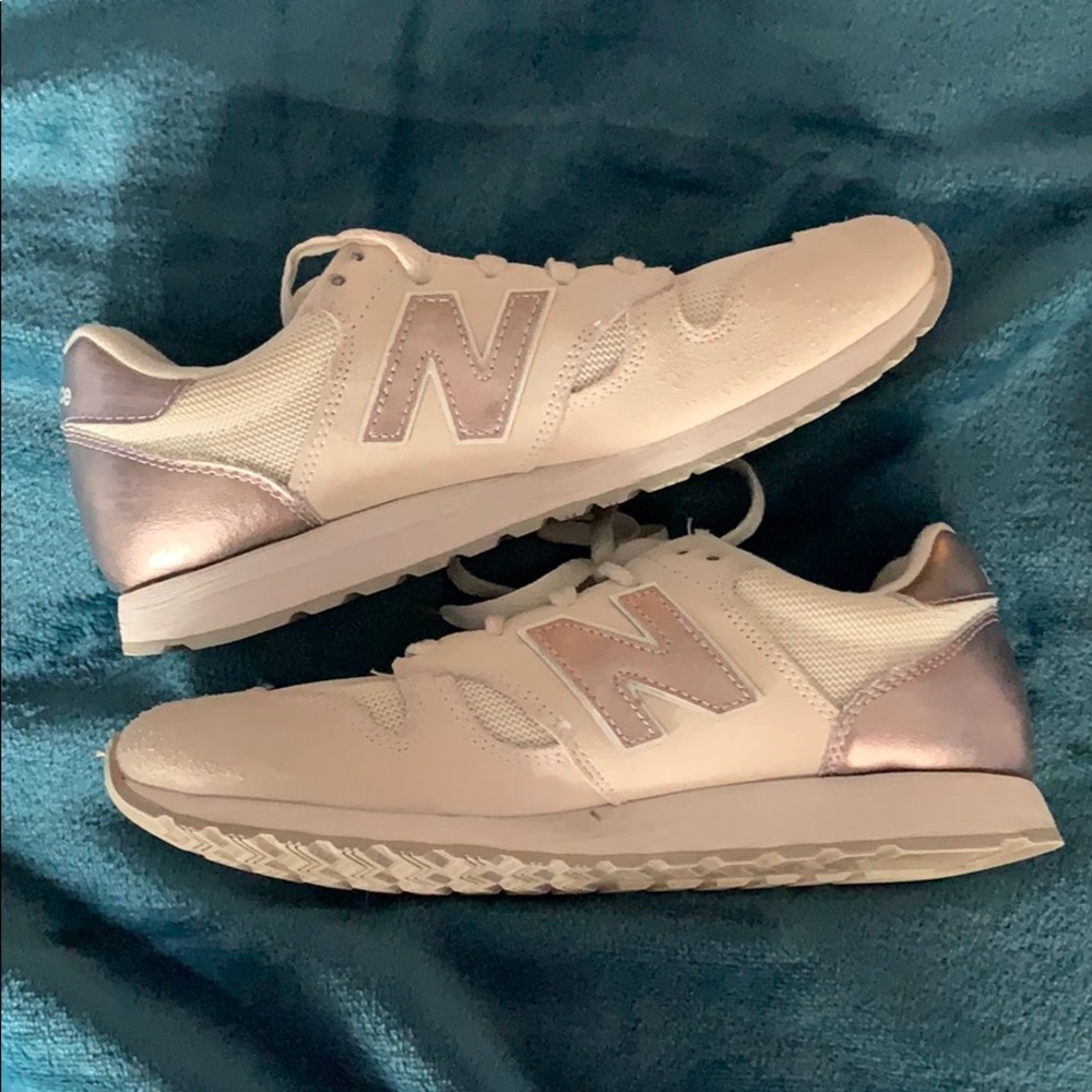 New Balance 520’s
